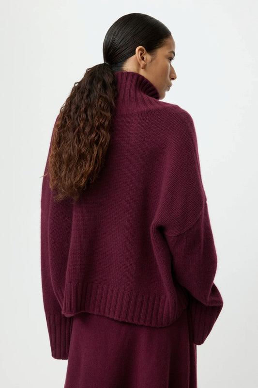 Soft Goat Girlfriend Turtleneck Bordeaux