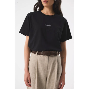 AKYN Adria 'SOIL NOT OIL' T-Shirt Black