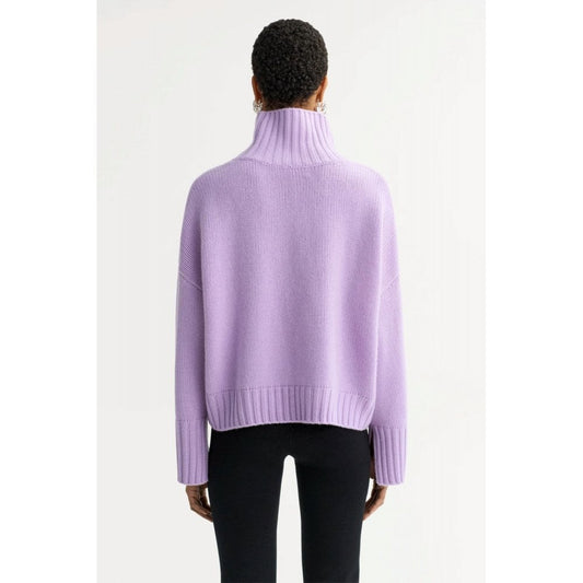 Soft Goat Girlfriend Turtleneck Lavender