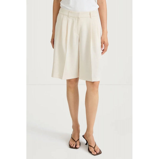 Stylein Bore Shorts Ivory